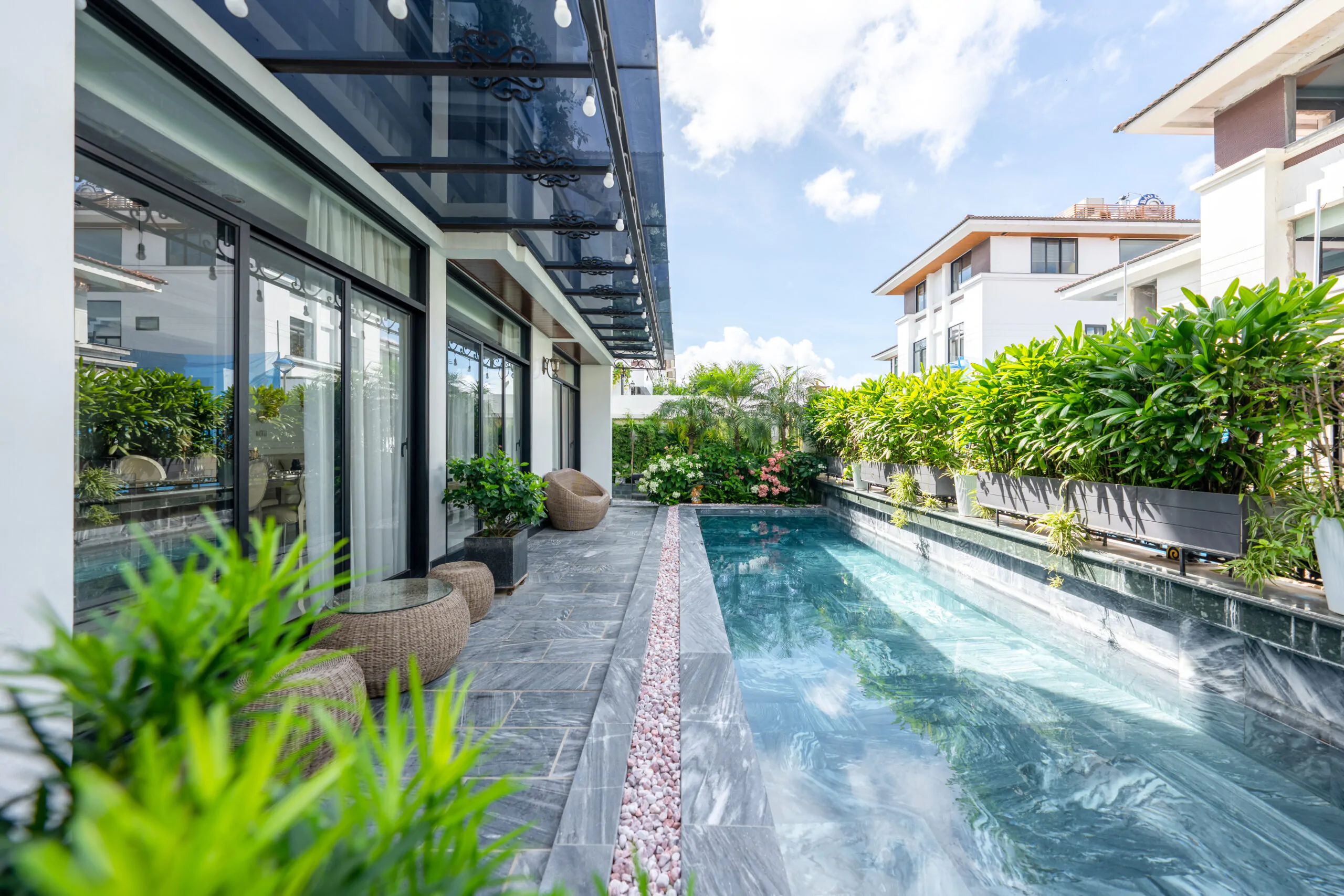 Biệt Thự Bể Bơi Riêng Hạ Long